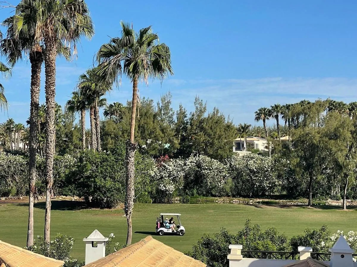 Villa Luxury, Boutique Two-Bedroom Modern Townhouse With Golf Views Arona  Spanien